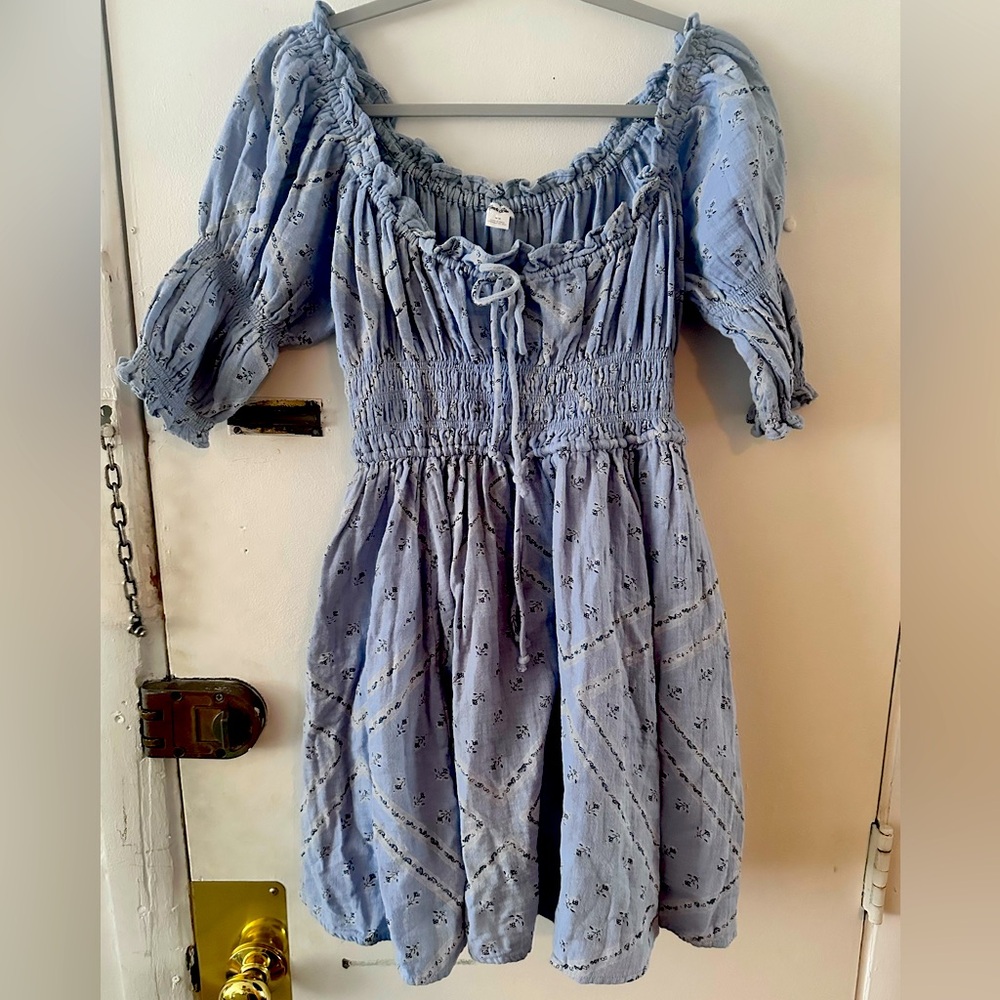 NWT Urban Outfitters Kimchi Blue Smocked Puff Sleeve Minidress- Size M